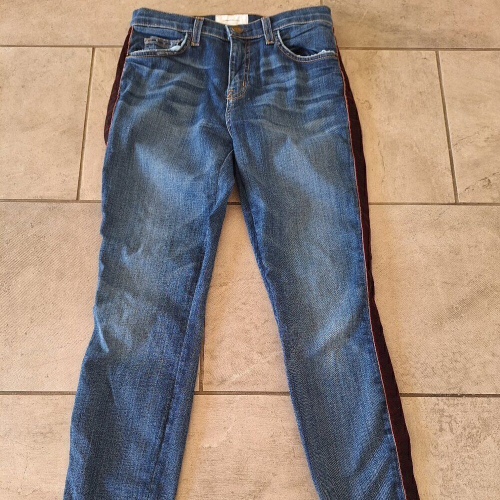 Current/Elliot Women’s Jean with red stripe on the side Size 26